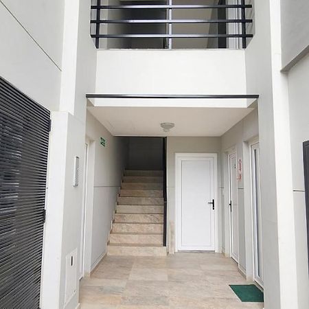 Pey Kau Apartment Ushuaia Luaran gambar