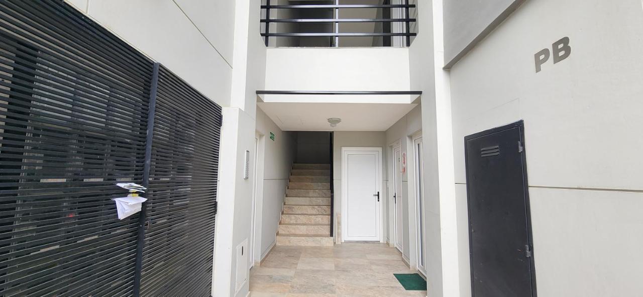 Pey Kau Apartment Ushuaia Luaran gambar